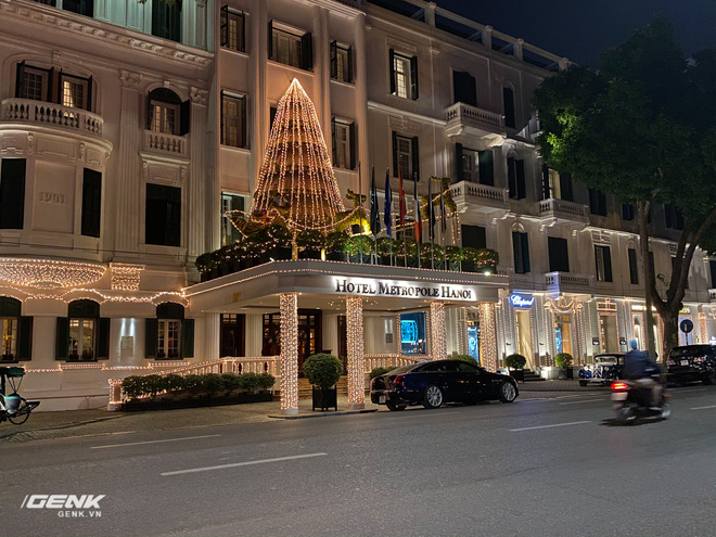 So găng camera giữa iPhone 11 Pro Max vs. Huawei Mate 30 Pro vs. Galaxy Note 10 vs. máy ảnh Mirrorless - Ảnh 53.